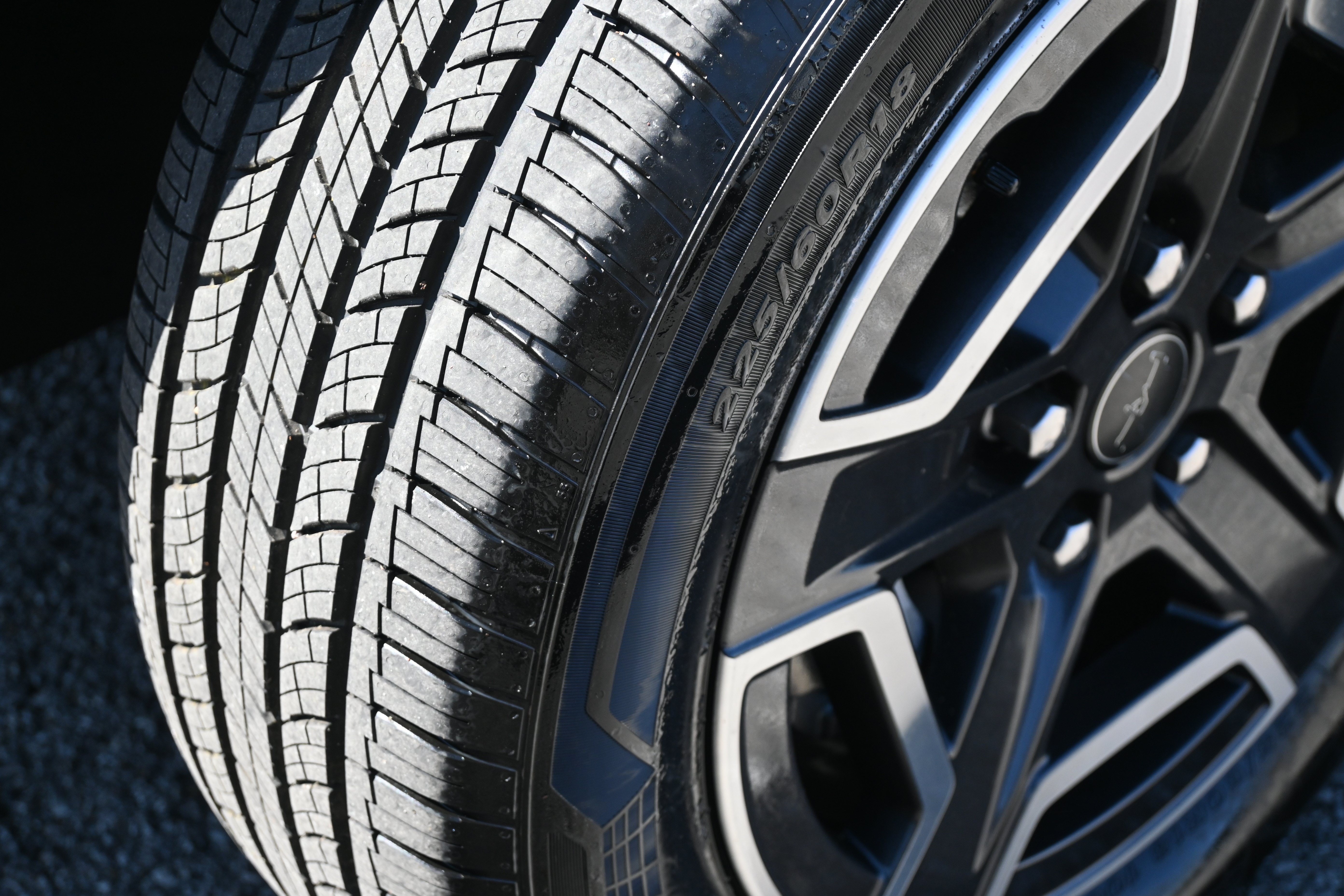 New 2026 Jeep Cherokee Laredo AWD/4WD image 12