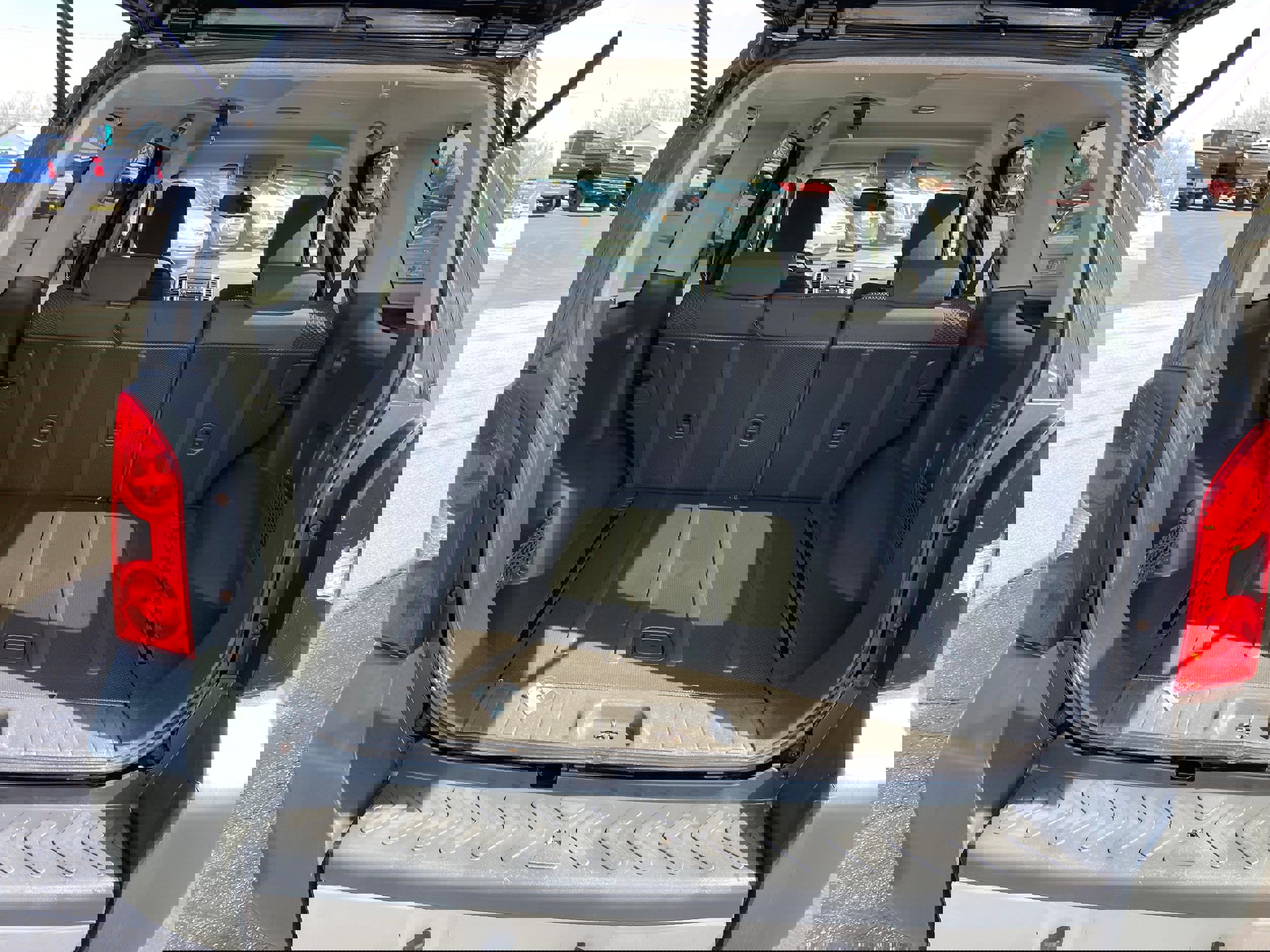 Used 2010 Nissan Xterra Off-Road image 17