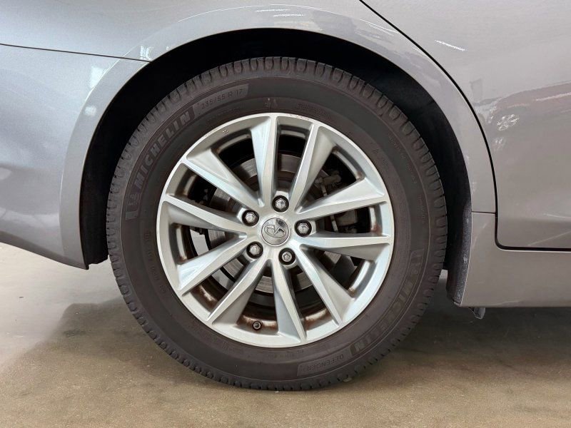 Used 2016 INFINITI Q50 2.0t RWD image 9