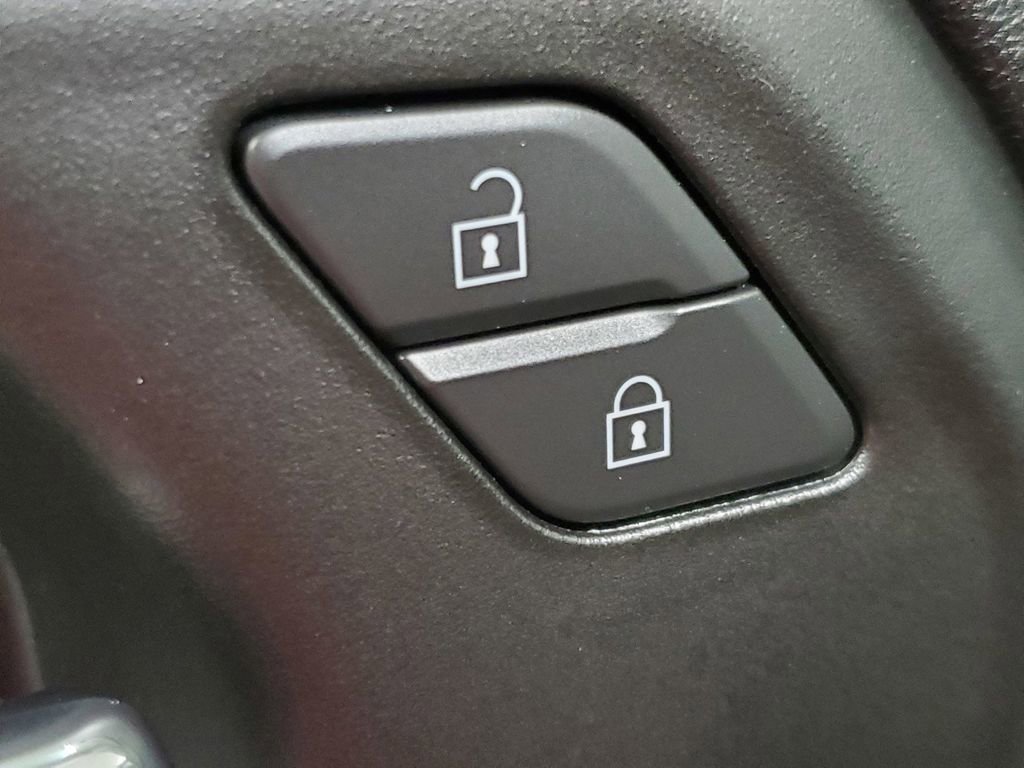 Used 2024 Chevrolet Silverado 1500 Custom image 27