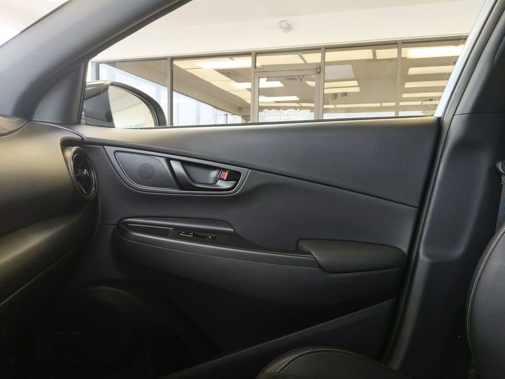 Used 2022 Hyundai Kona N FWD image 25