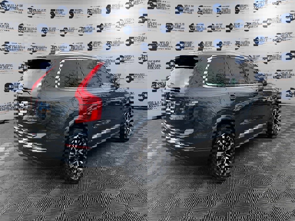 Certified 2025 Volvo XC90 B6 Plus image 5