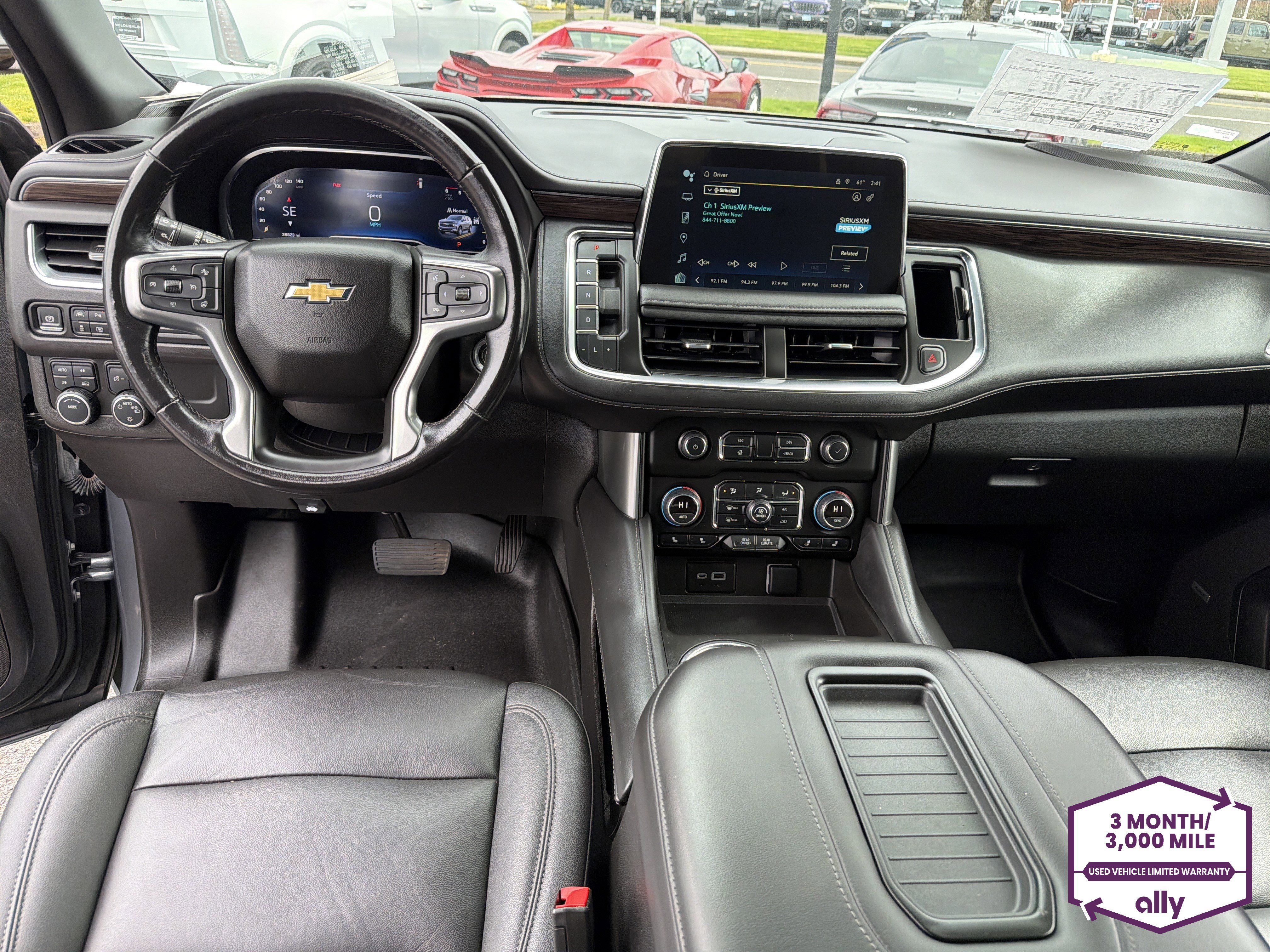 Used 2022 Chevrolet Tahoe LT w/ Luxury Package image 13