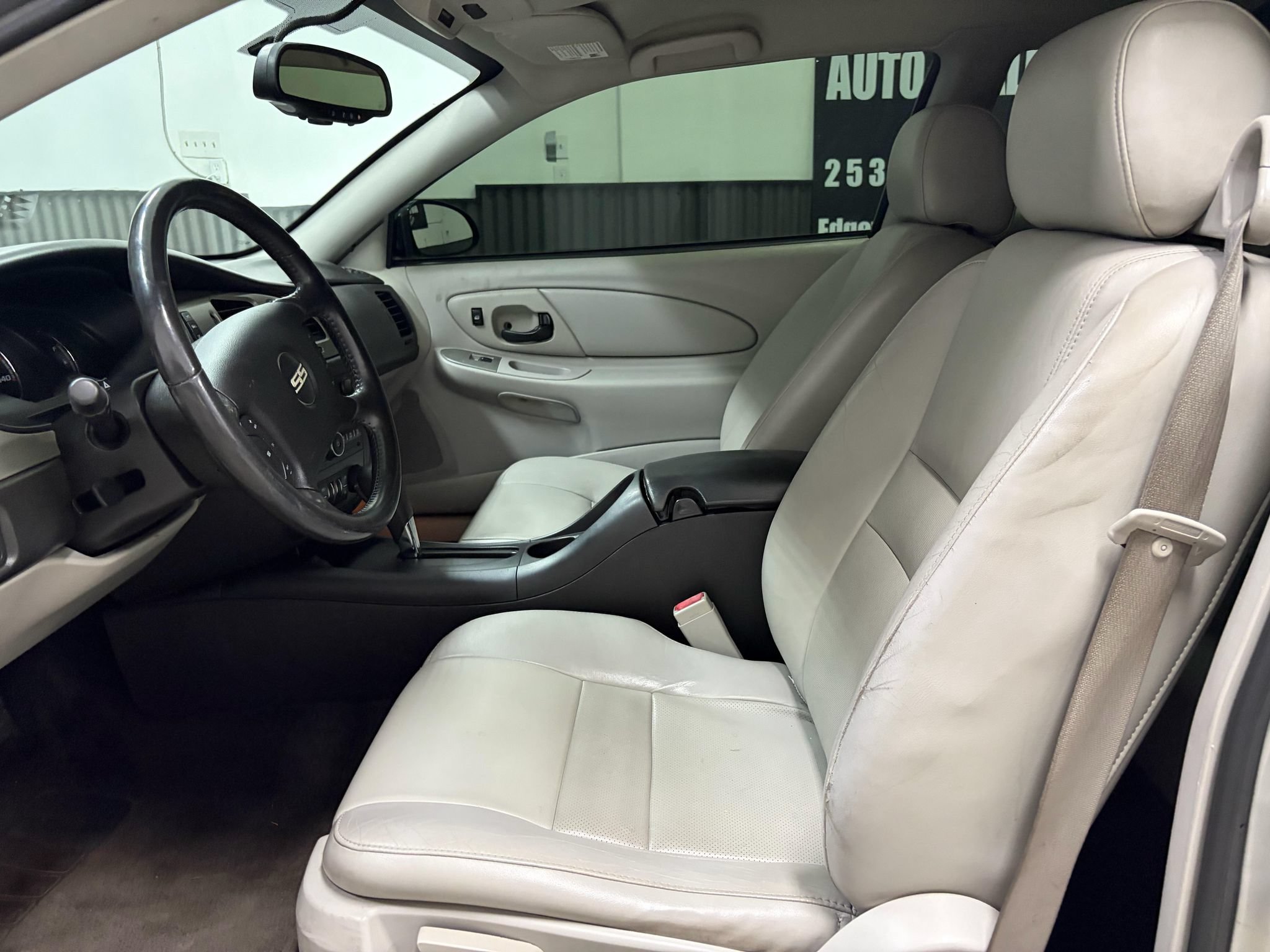 Used 2006 Chevrolet Monte Carlo SS w/ Convenience Package FWD image 17
