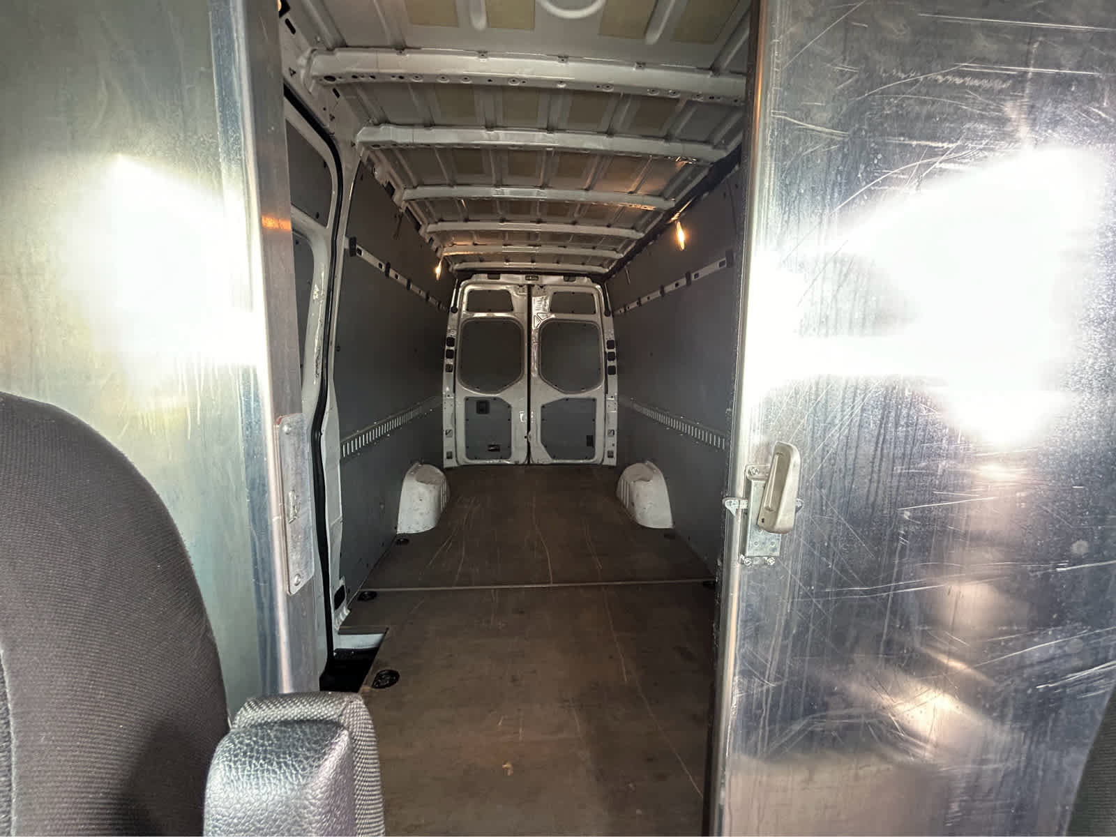 Used 2019 Freightliner Sprinter 3500 image 11
