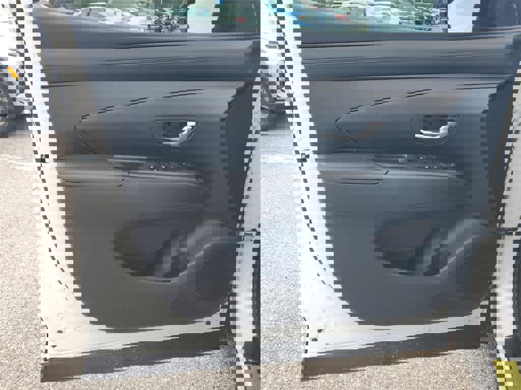 New 2026 Hyundai Tucson Blue SE image 18