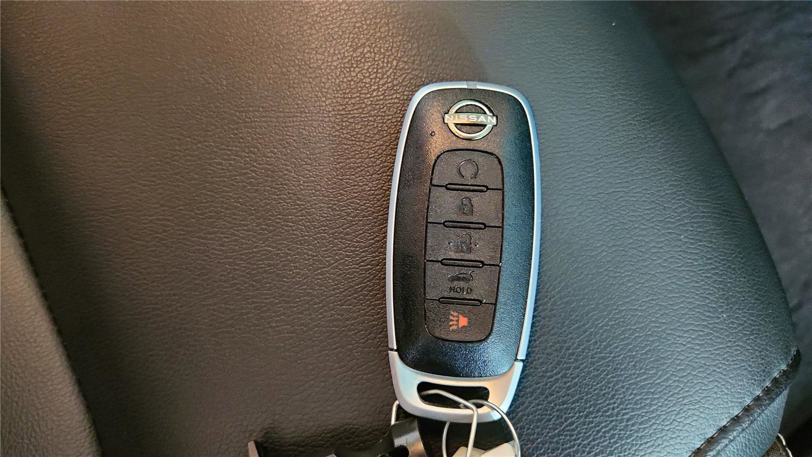 Used 2024 Nissan Pathfinder SL image 28