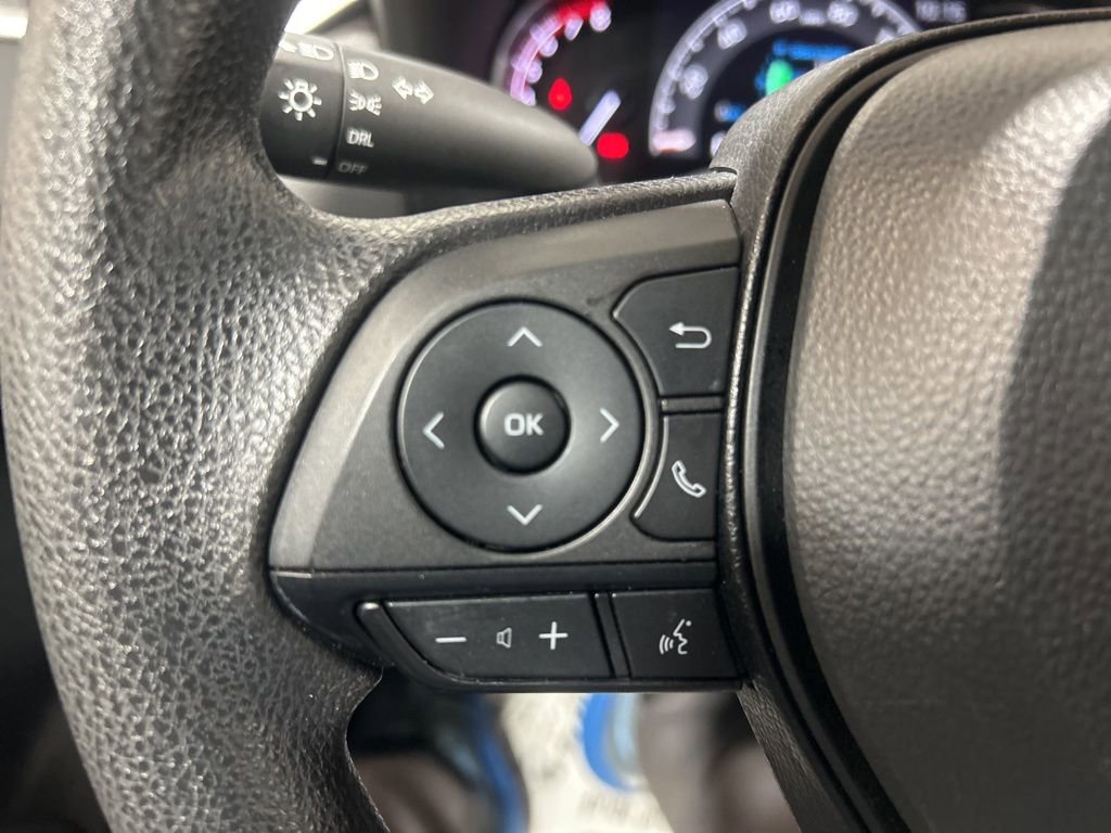 Used 2023 Toyota RAV4 LE image 26