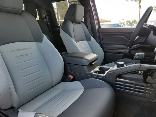 Used 2025 Toyota Tacoma TRD Sport image 22