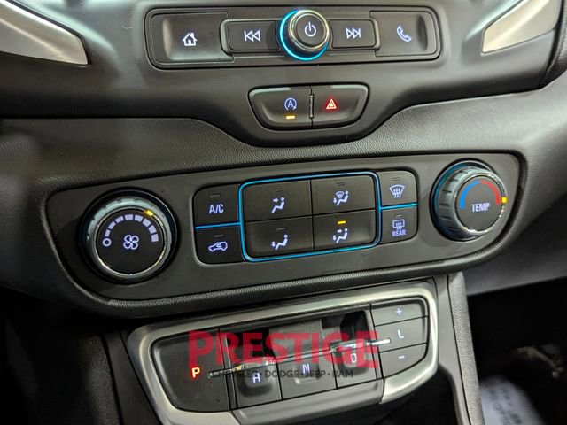 Used 2024 GMC Terrain SLE image 19