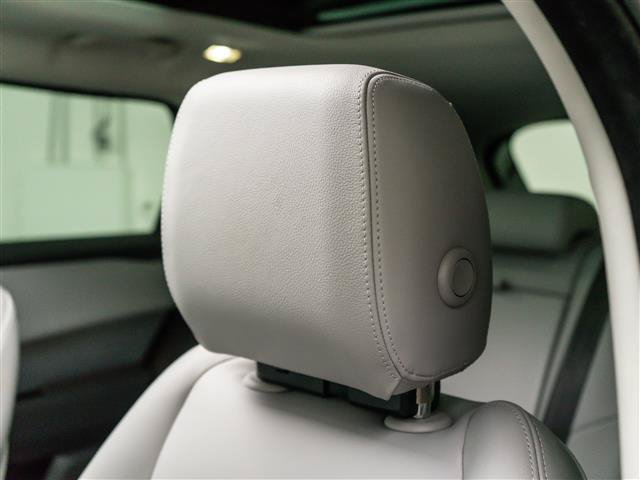 Used 2024 Land Rover Range Rover Velar S AWD/4WD image 15