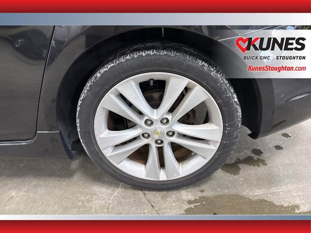 Used 2015 Chevrolet Cruze LTZ w/ Sun, Sound and Sport Package image 16