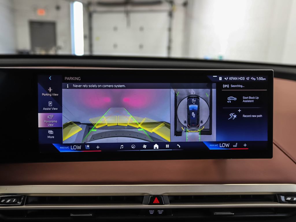 Certified 2024 BMW iX xDrive50 w/ Premium Package AWD/4WD image 19