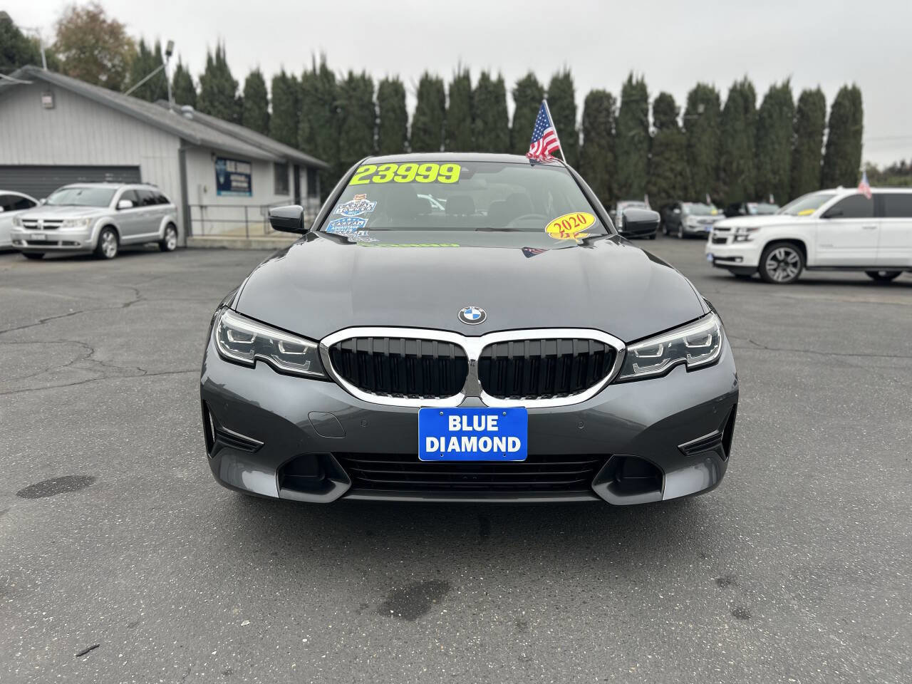 Used 2020 BMW 330i xDrive Sedan w/ Premium Package image 3