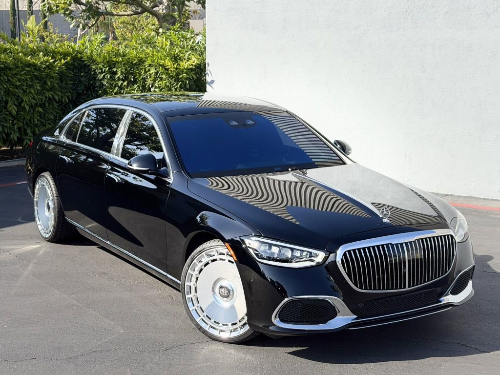 Used 2022 Mercedes-Benz Maybach S 580 4MATIC image 2