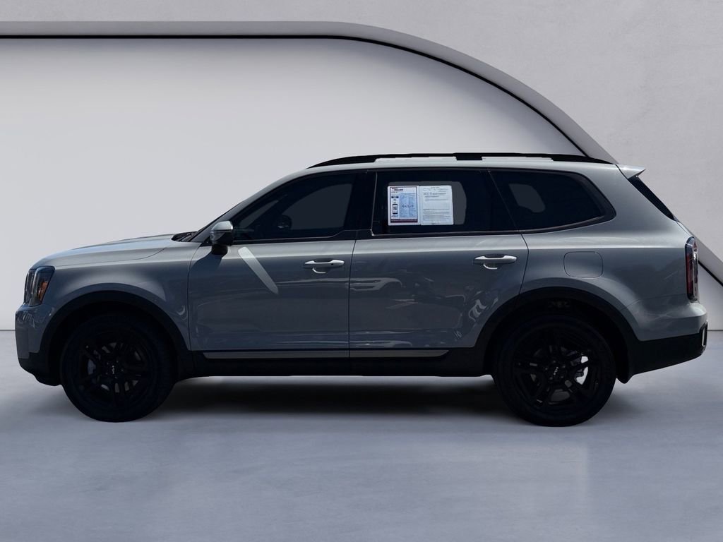 Used 2023 Kia Telluride EX X-Line image 2