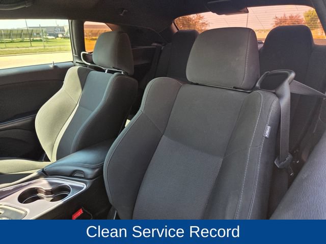 Used 2016 Dodge Challenger R/T RWD image 13