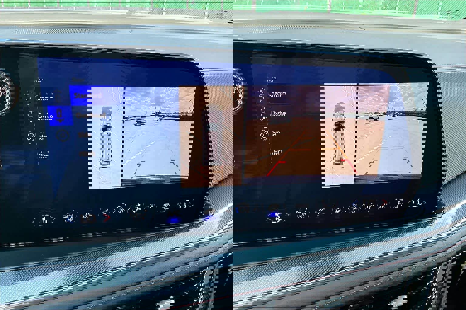 Used 2025 Chevrolet Tahoe RST w/ Comfort Package AWD/4WD image 27