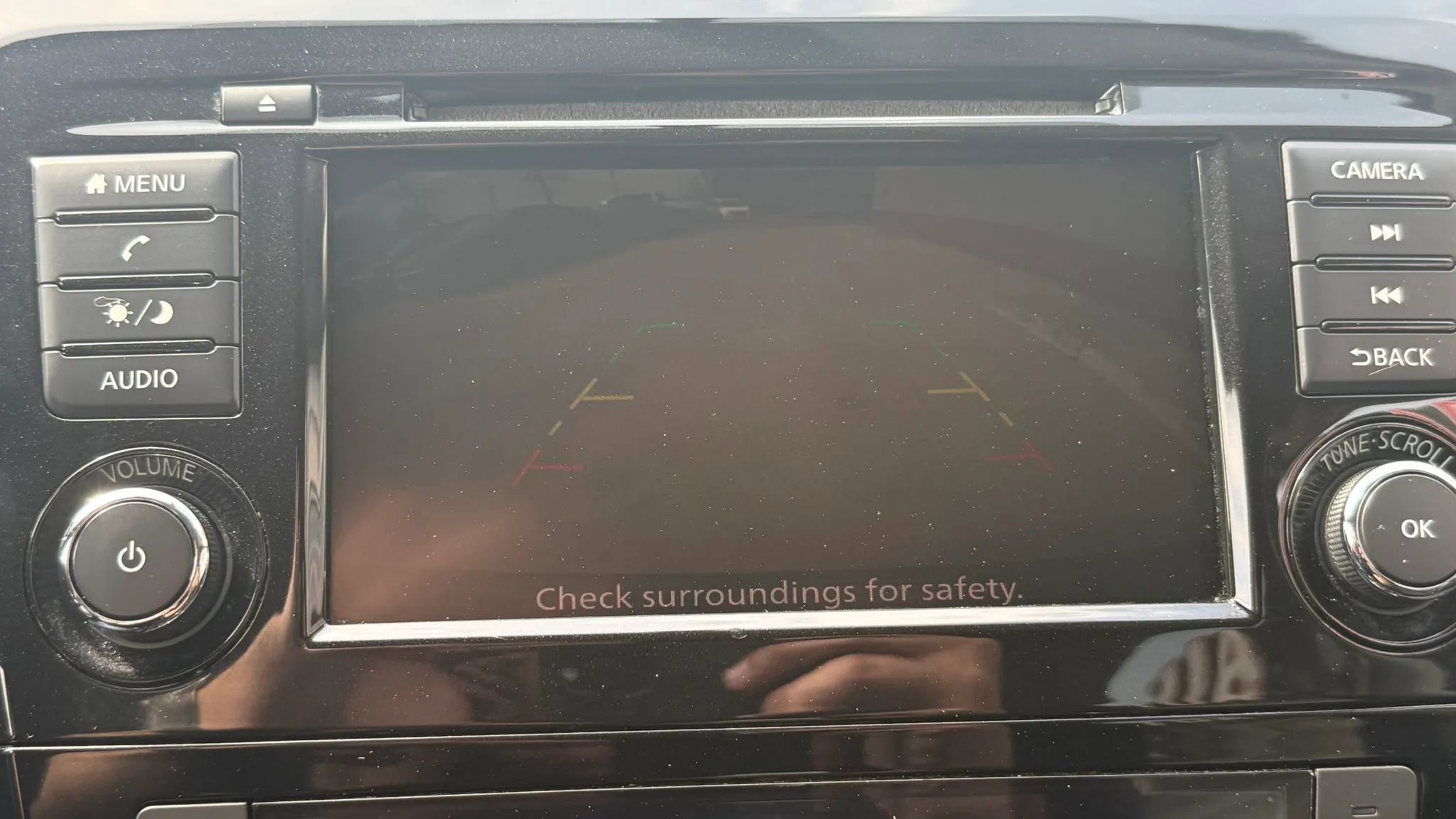 Used 2018 Nissan Rogue SV image 20