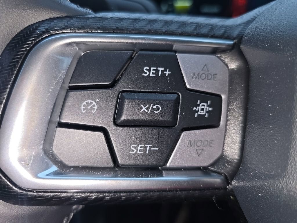 Used 2025 Ford Mustang Premium image 12