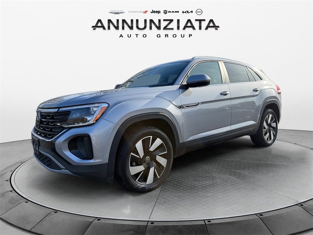 Used 2024 Volkswagen Atlas Cross Sport SE image 1