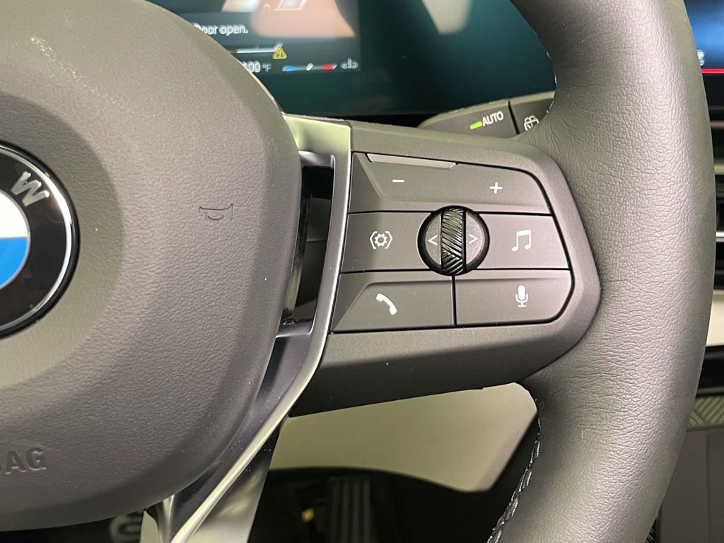 New 2027 BMW X1 xDrive28i w/ Technology Package AWD/4WD image 32