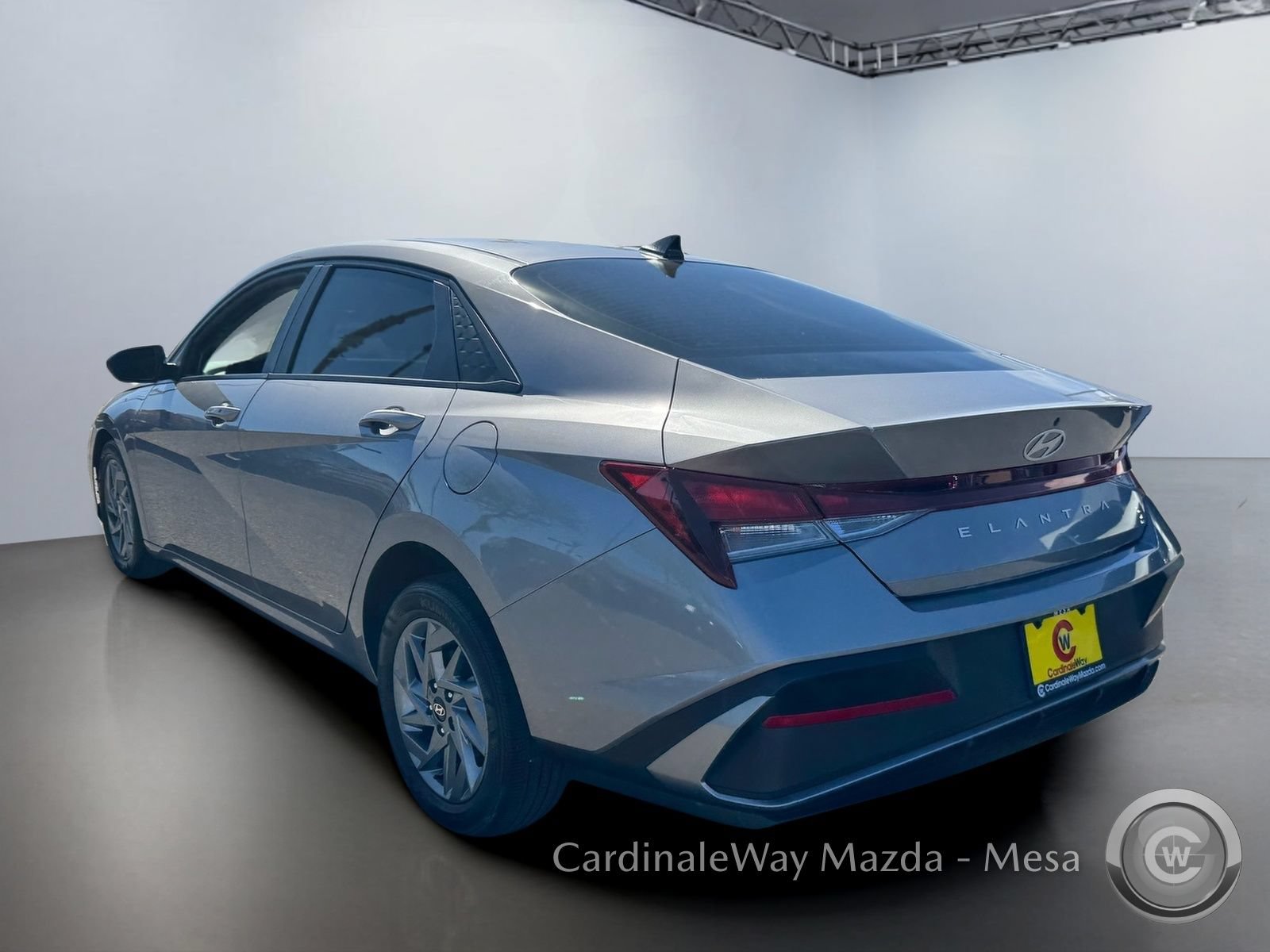 Used 2024 Hyundai Elantra SEL FWD image 6