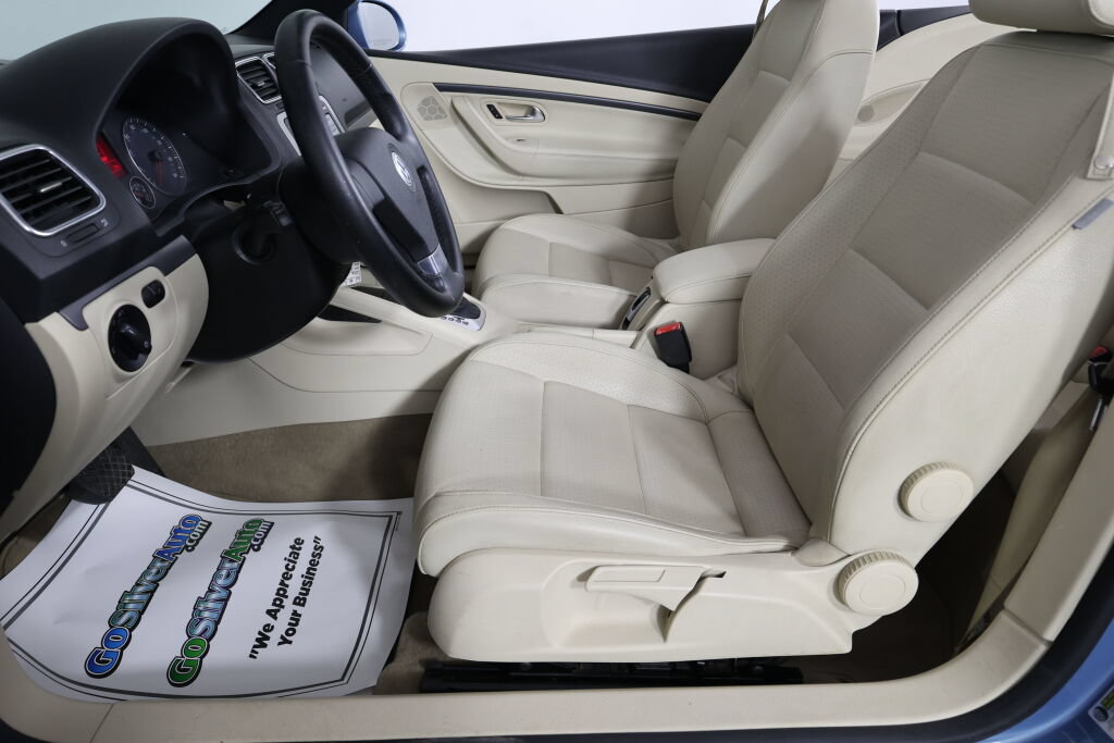 Used 2008 Volkswagen Eos 2.0T FWD image 14