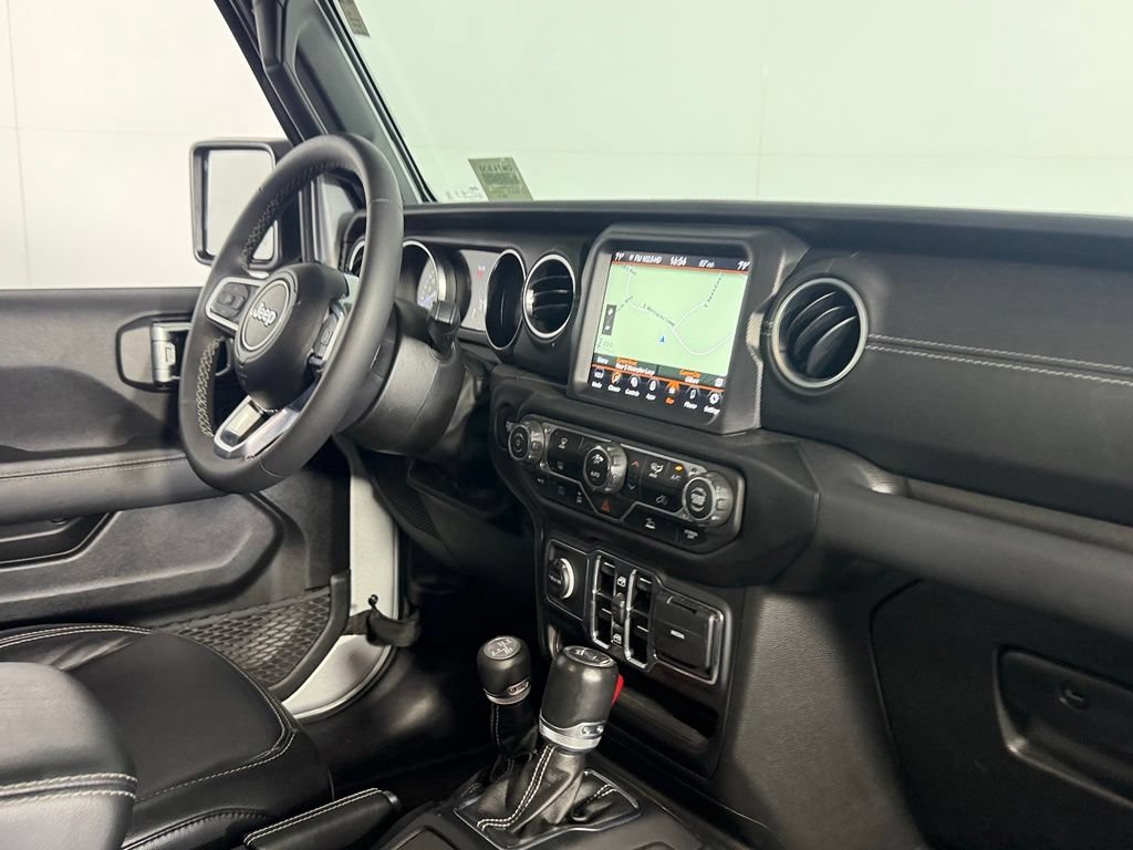 Certified 2023 Jeep Wrangler Unlimited Sahara AWD/4WD image 33