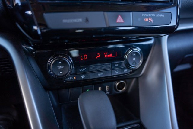 Used 2022 Mitsubishi Eclipse Cross LE AWD/4WD image 20