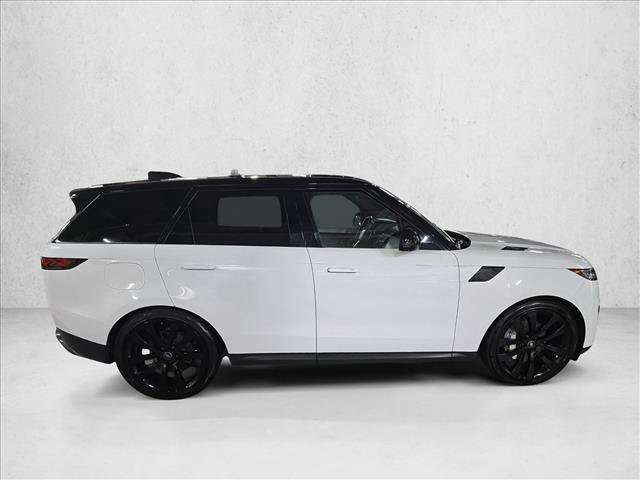 Used 2023 Land Rover Range Rover Sport SE AWD/4WD image 4