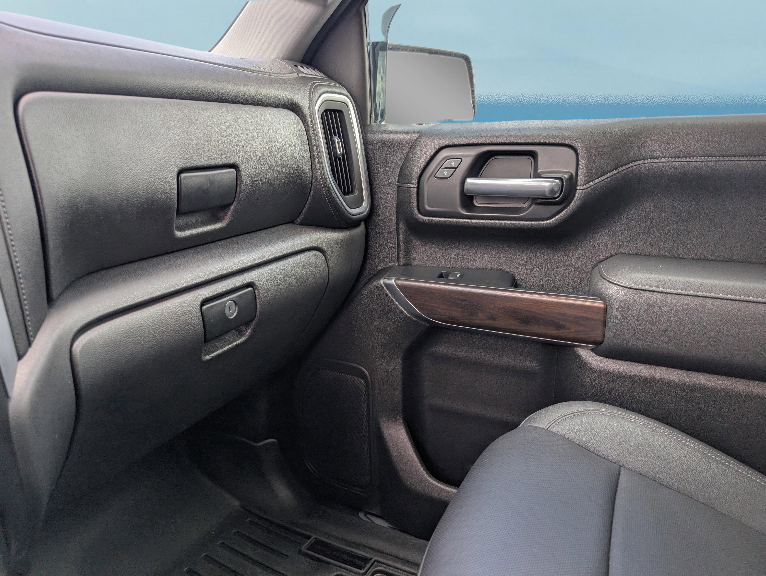 Used 2021 GMC Sierra 1500 SLT w/ SLT Premium Package image 28