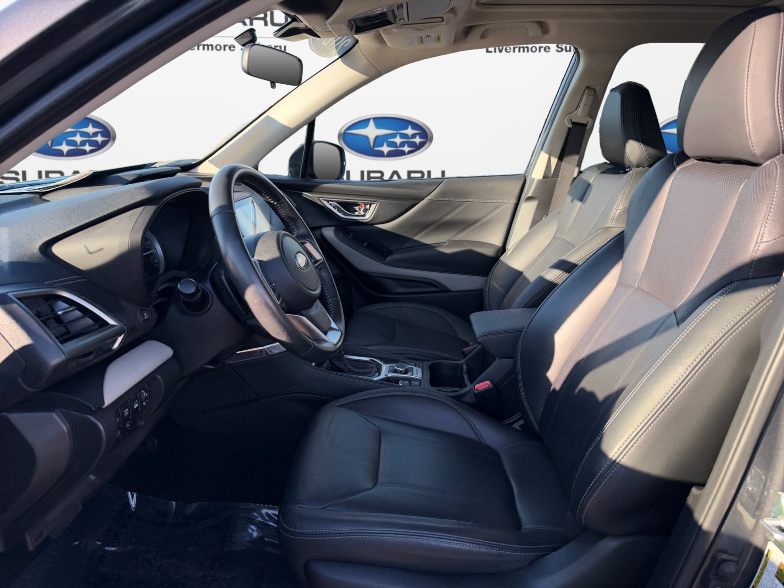 Used 2024 Subaru Forester Limited AWD/4WD image 11