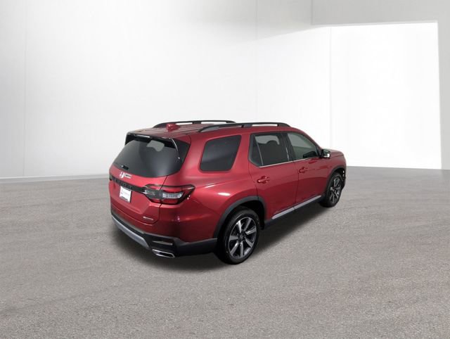New 2025 Honda Pilot Touring image 21