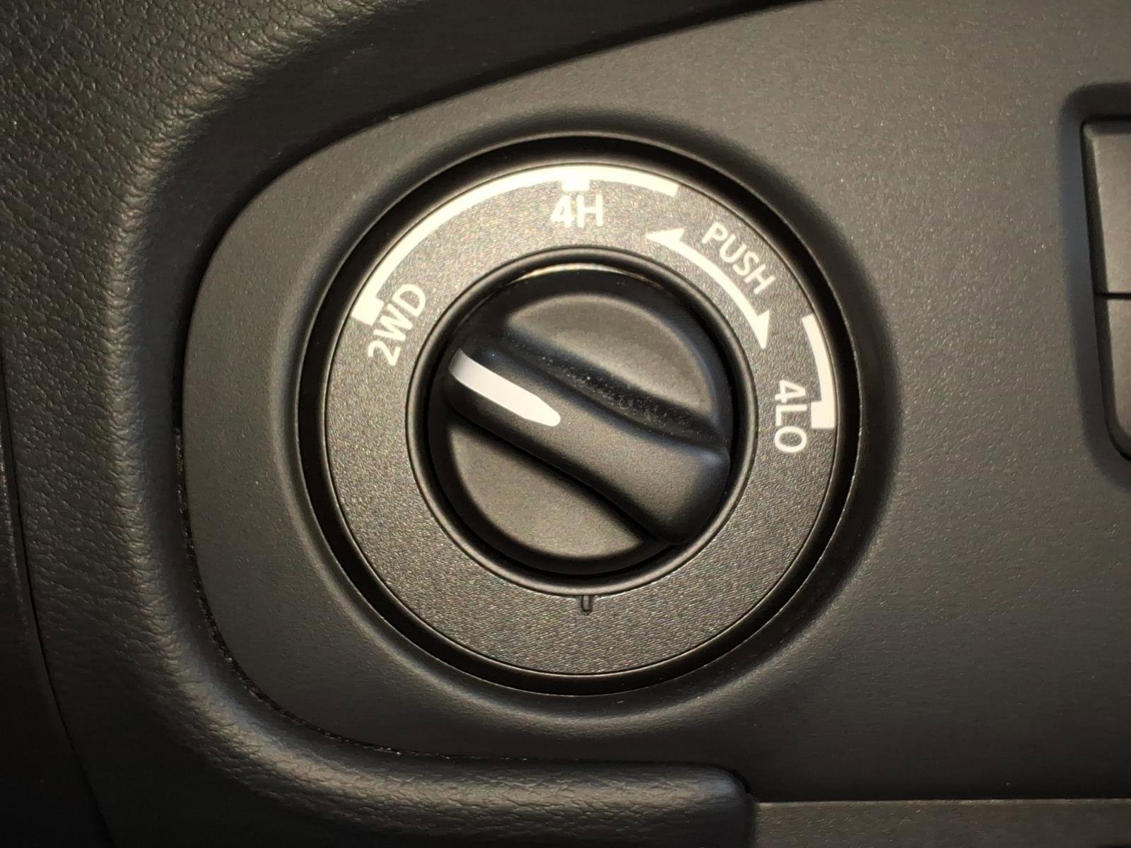 Certified 2023 Nissan Frontier PRO-4X w/ Tow Package image 27