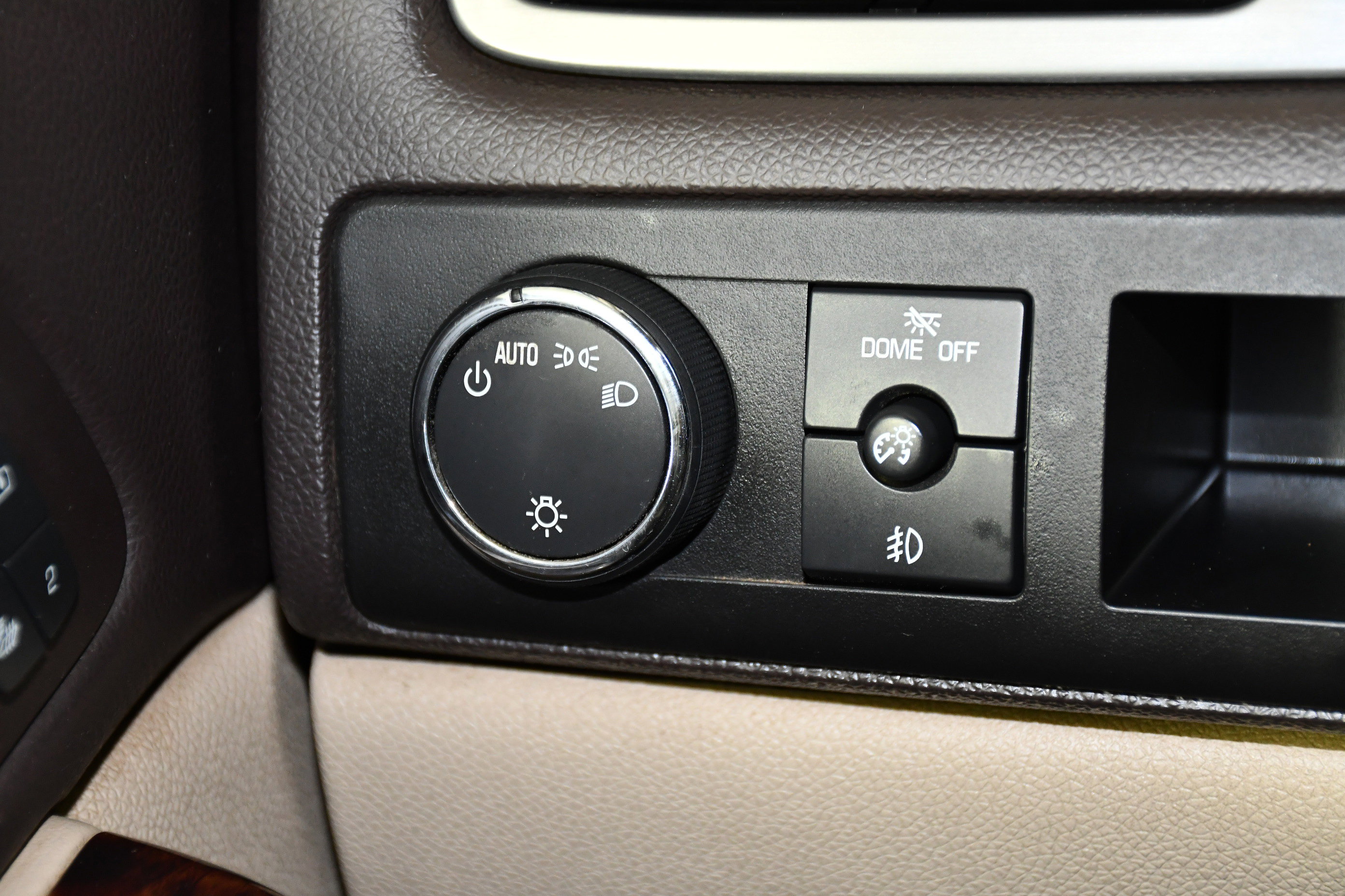Used 2012 GMC Yukon Denali AWD/4WD image 35