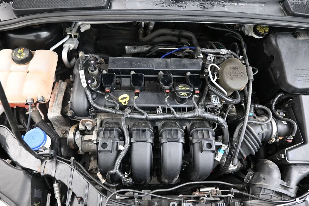 Used 2014 Ford Focus SE FWD image 16