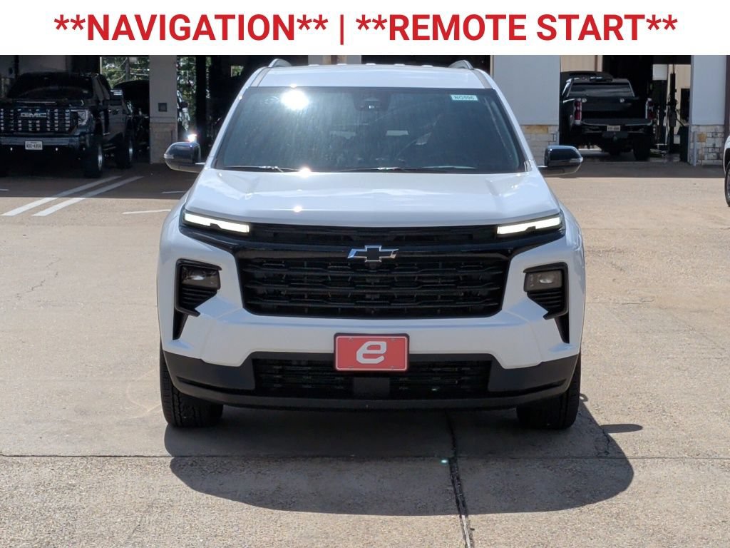 New 2027 Chevrolet Traverse LT w/ Midnight/Sport Edition FWD image 2