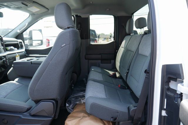 New 2025 Ford F450 XLT w/ XLT Value Package image 21