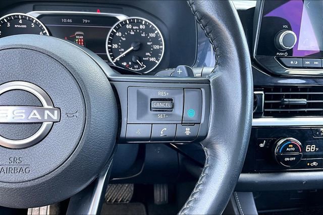 Used 2024 Nissan Pathfinder SV image 12