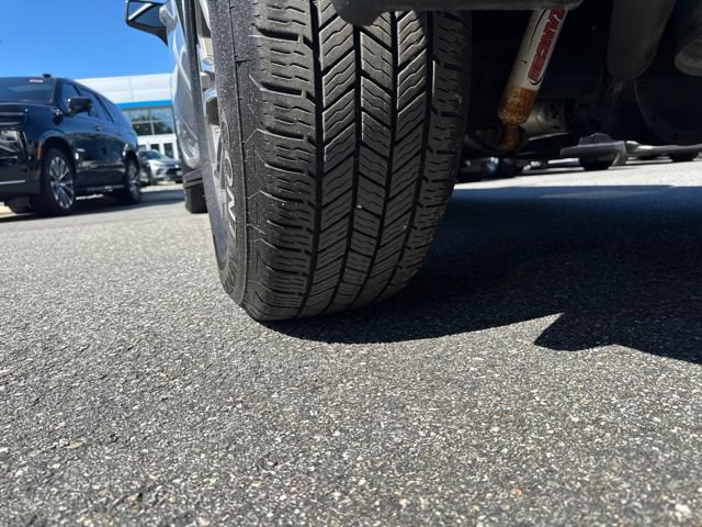 Used 2019 GMC Sierra 1500 SLE w/ SLE Value Package AWD/4WD image 9