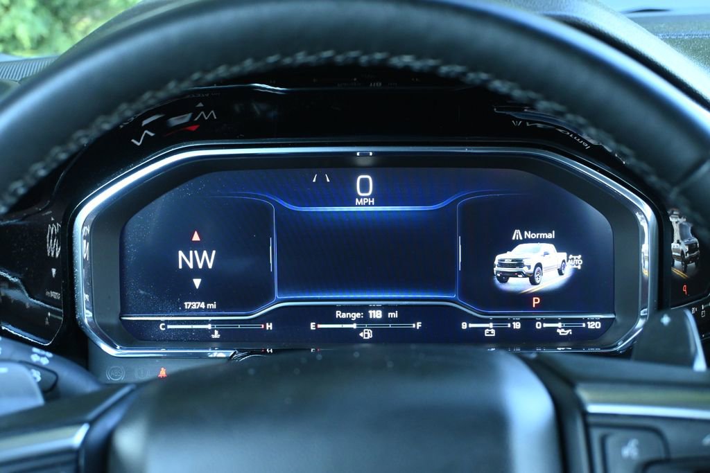 Used 2024 Chevrolet Silverado 1500 LT Trail Boss image 19