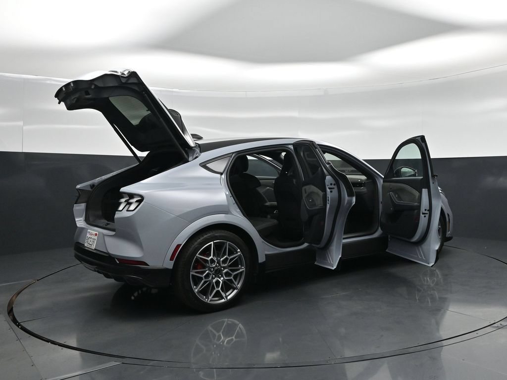 Used 2025 Ford Mustang Mach-E GT AWD/4WD image 5