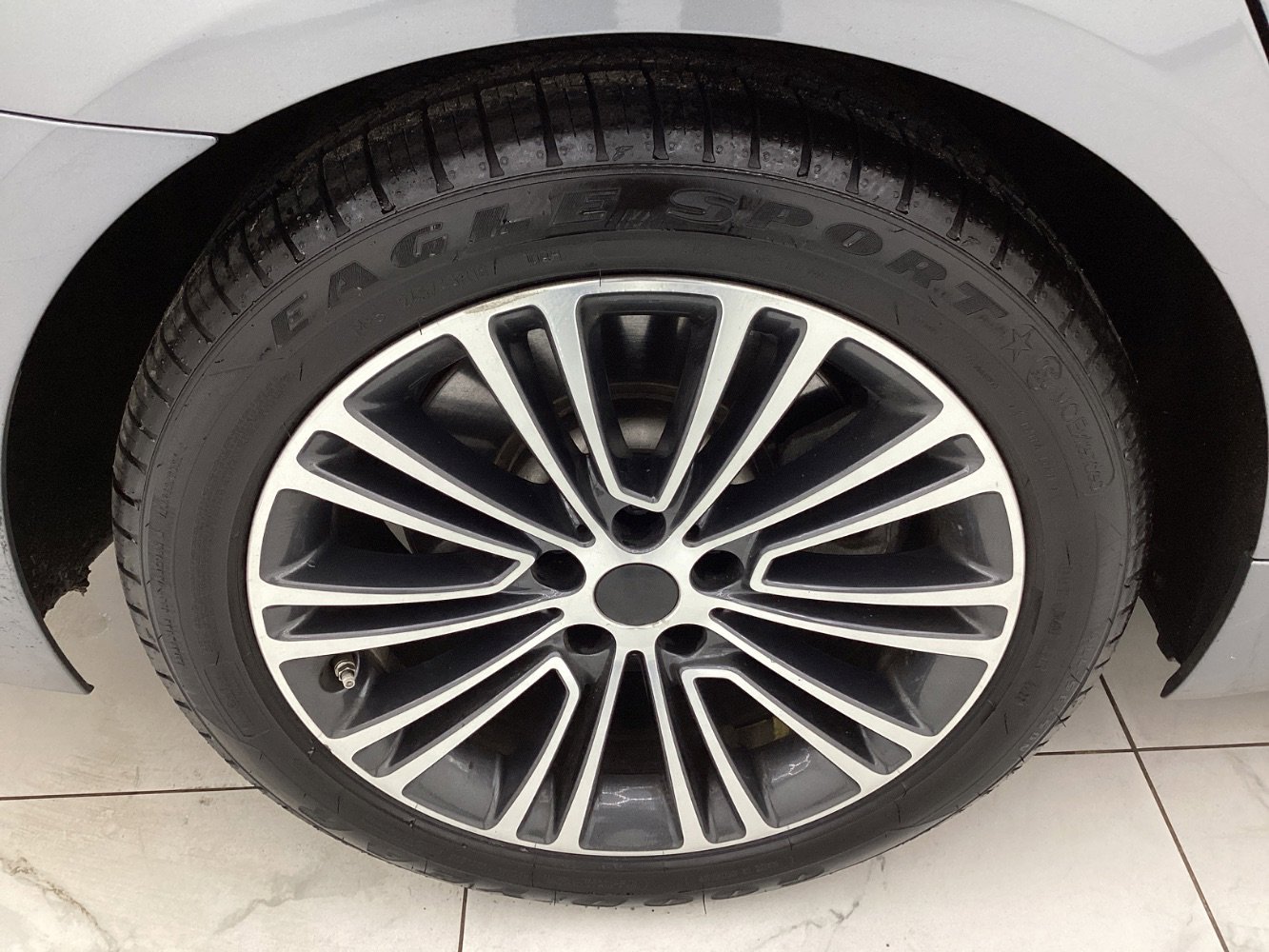 Used 2019 BMW 540i xDrive w/ Convenience Package image 48