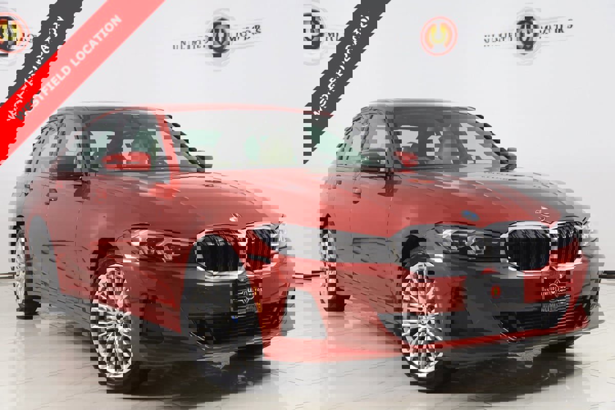 Used 2023 BMW 330i xDrive Sedan image 1