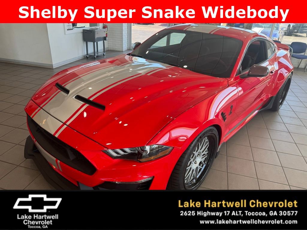 Used 2018 Ford Mustang GT Premium w/ GT Performance Package RWD image 2