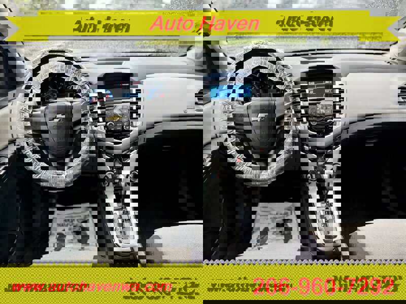 Used 2012 Chevrolet Cruze LS image 9