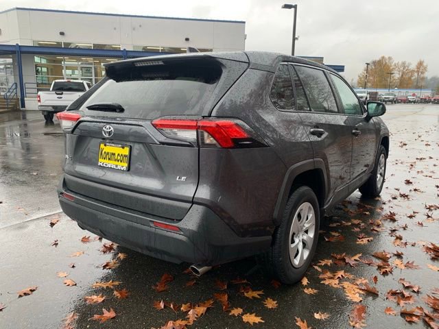 Used 2024 Toyota RAV4 LE image 6
