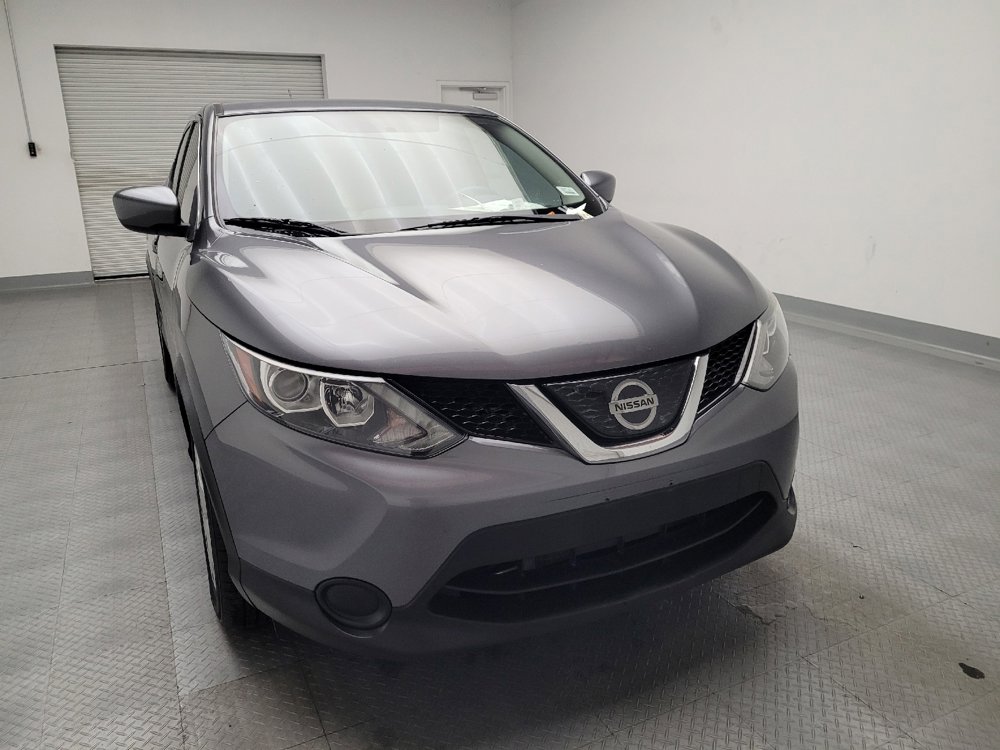 Used 2019 Nissan Rogue Sport S image 14
