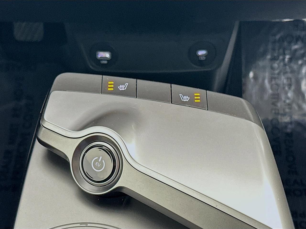 Used 2024 Kia EV6 Light image 19